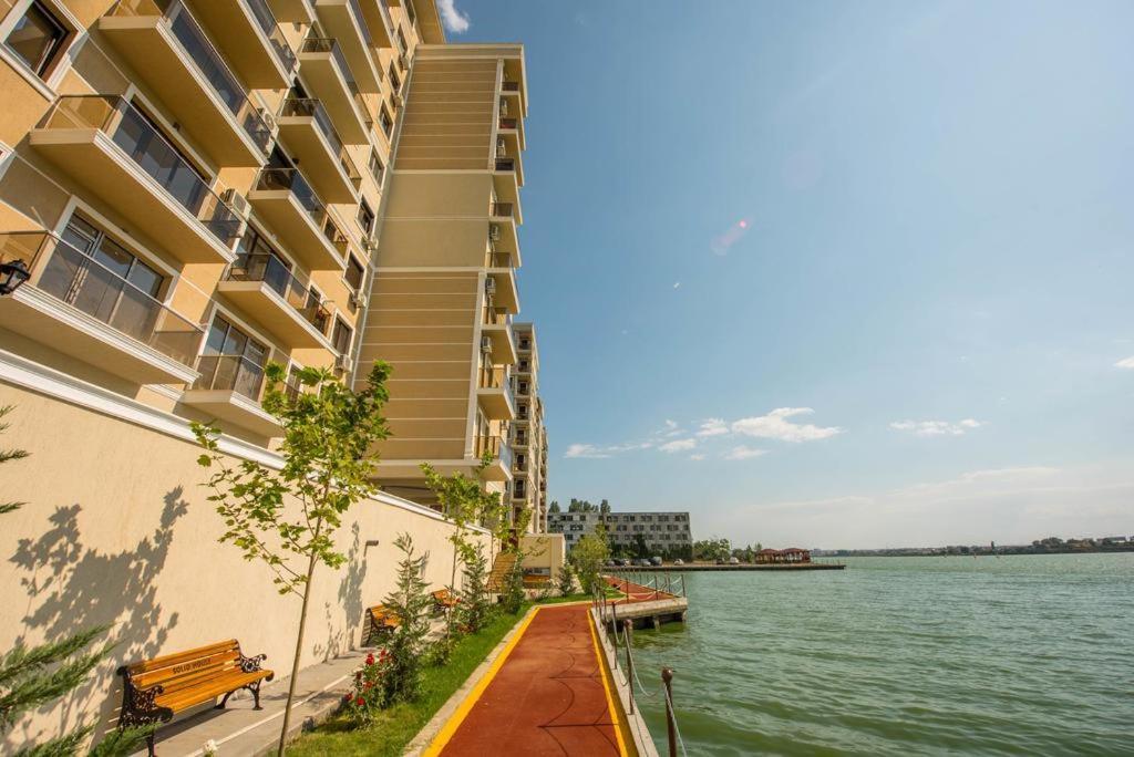 Midada Cazino Mamaia Appartamento Esterno foto