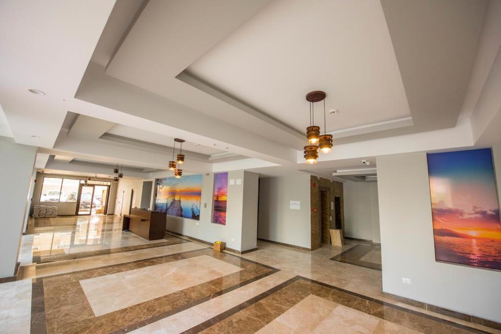 Midada Cazino Mamaia Appartamento Esterno foto